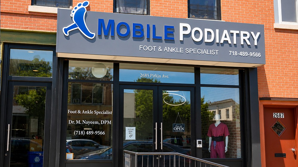 Mobile Podiatry East New York storefront at 2685 Pitkin Ave